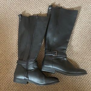 Size 9 black high rise boots.